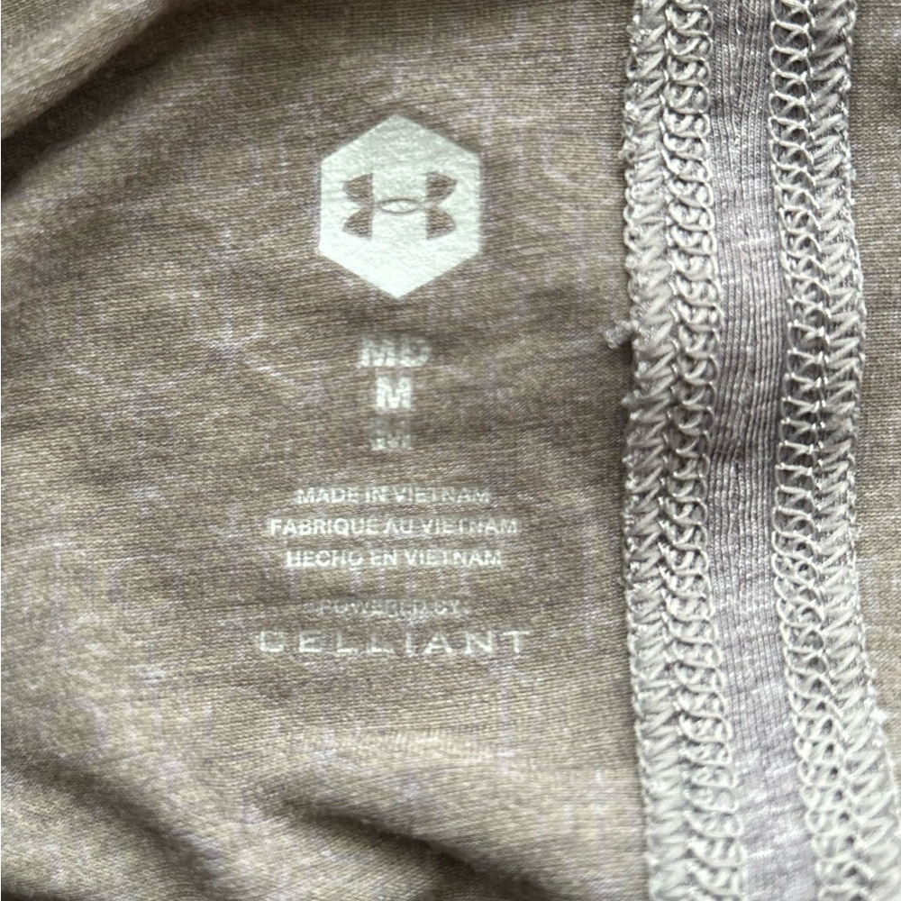 Under Armour Women’s Long-Sleeve Workout Top Split Back Mesh Detail Cut Out Sz M - Picture 4 of 11